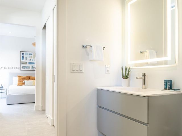 Дом в аренду по адресу 3110 Elizabeth St 3110 - фото 6046977