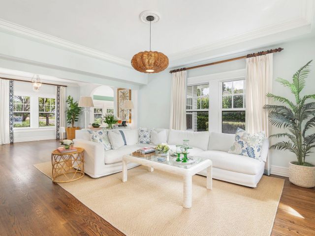 Продажа дома по адресу 3109 Washington Road - фото 5751962