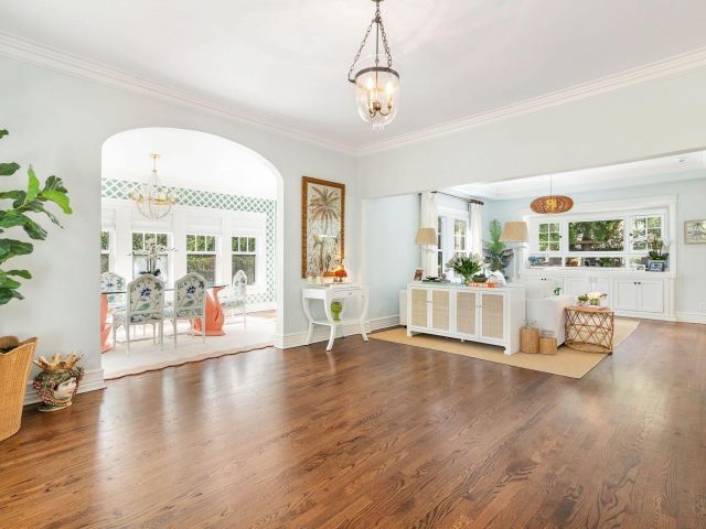 Продажа дома по адресу 3109 Washington Road - фото 5751966