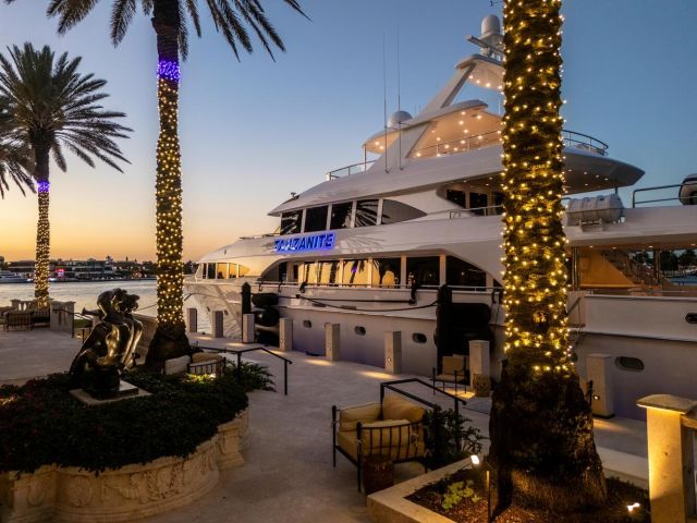 Продажа дома по адресу 1 Isla Bahia Dr - фото 5801835