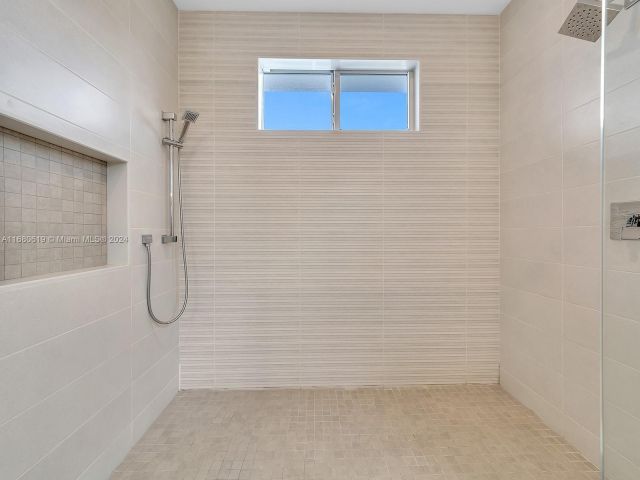 Продажа дома по адресу 1808 Coral Ridge Dr 1808 - фото 5569687