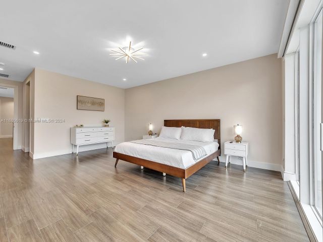 Продажа дома по адресу 1808 Coral Ridge Dr 1808 - фото 5569690