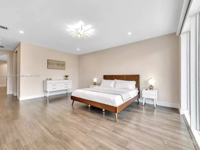 Продажа дома по адресу 1808 Coral Ridge Dr 1808 - фото 5569690