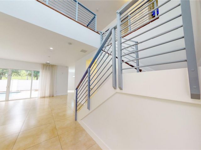 Продажа дома по адресу 9980 NW 74th Ter - фото 5587185