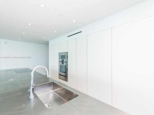 Продажа квартиры #701 - фото 5702760