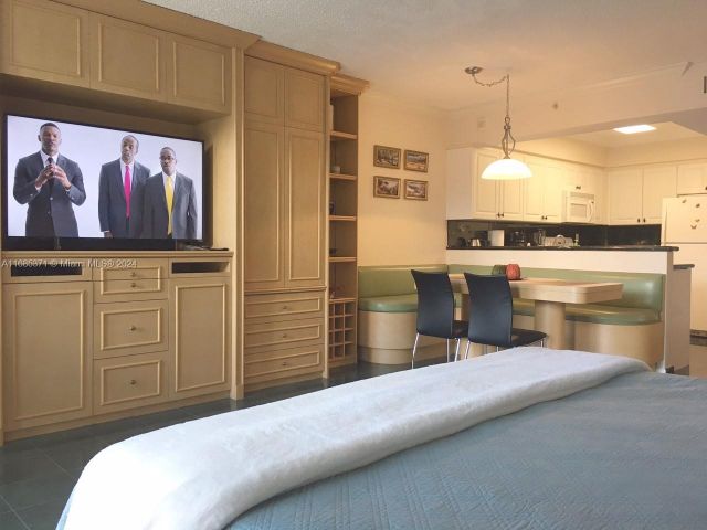 Квартира в аренду номерL11 (Available APRIL) - фото 7476924