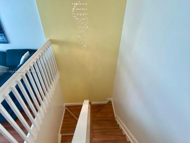 Продажа дома по адресу 4046 Eastridge Dr - фото 5571512