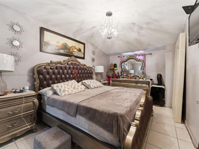 Продажа дома по адресу  - фото 6036243