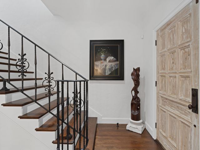 Продажа дома по адресу 112 Roosevelt Place - фото 6732489