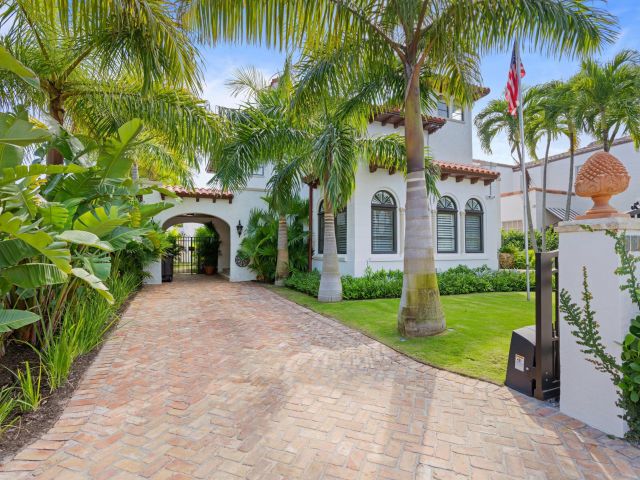 Продажа дома по адресу 112 Roosevelt Place - фото 6732492