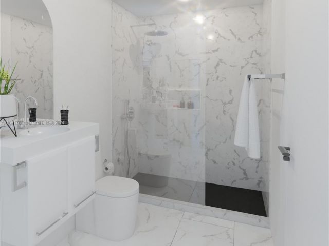 Продажа дома по адресу 700 NW 5TH AVE - фото 5544990