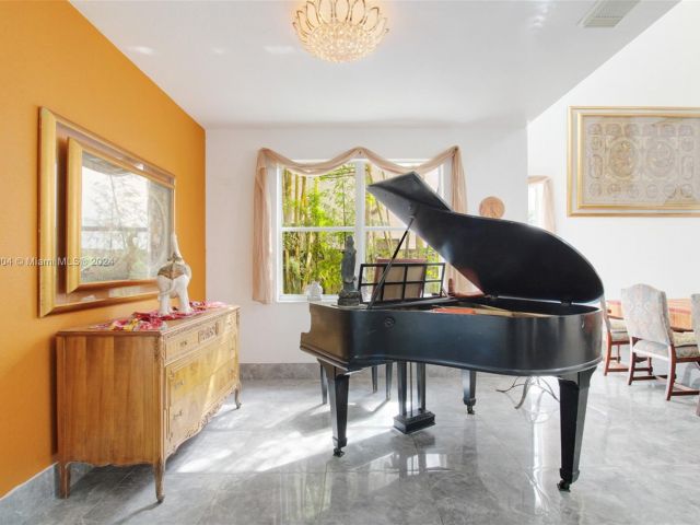 Продажа дома по адресу 6641 SW 166th Ct - фото 5792836