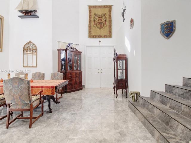 Продажа дома по адресу 6641 SW 166th Ct - фото 5792840