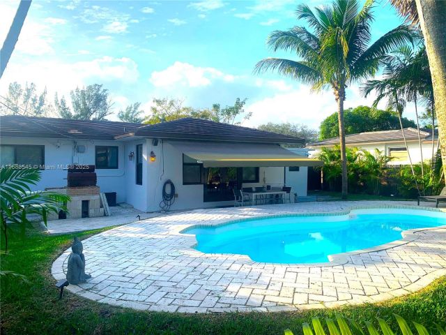 Продажа дома по адресу 10825 Peachtree Dr - фото 6088187