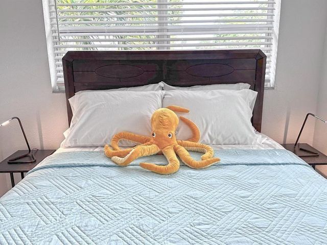 Продажа дома по адресу 2749 NW 9th Ave - фото 6254804