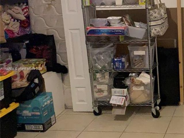 Продажа дома по адресу 815 NE 178th Ter - фото 5985565