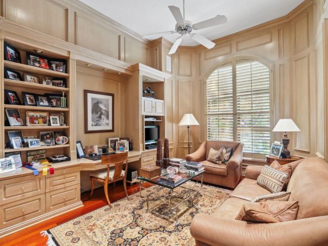 Продажа дома по адресу 18800 Long Lake Drive - фото 5942990