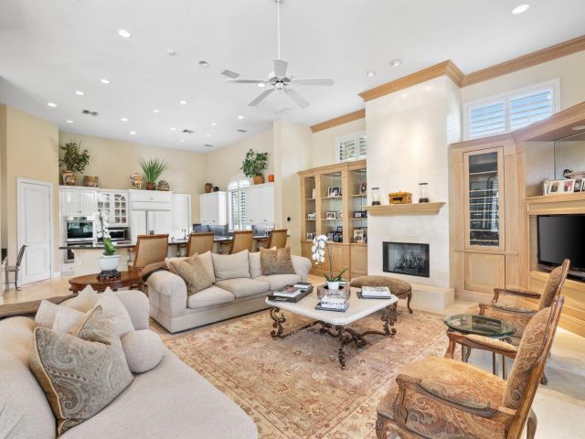 Продажа дома по адресу 18800 Long Lake Drive - фото 5942994