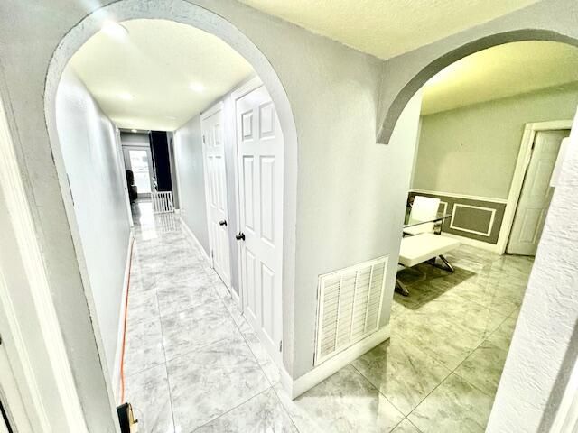 Продажа дома по адресу 1943 Iris Road - фото 6628594