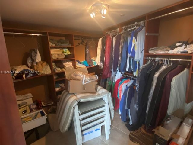 Продажа квартиры #810 - фото 6087131