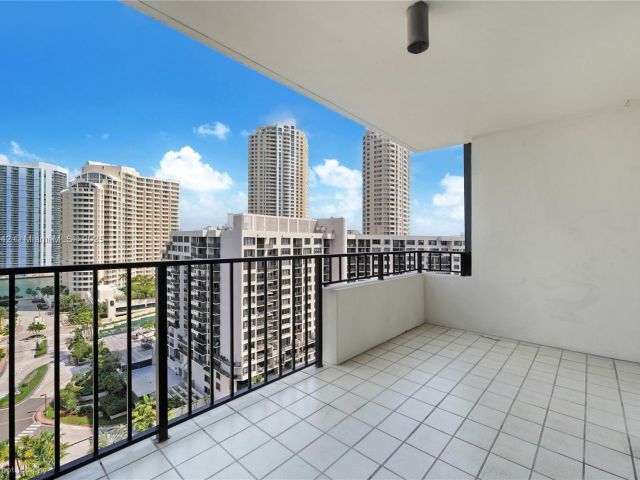 Продажа квартиры #A1812 - фото 5856175