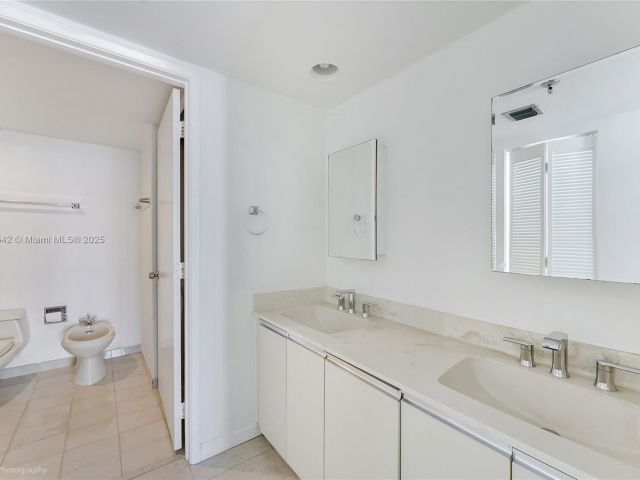 Продажа квартиры #A1812 - фото 5856178