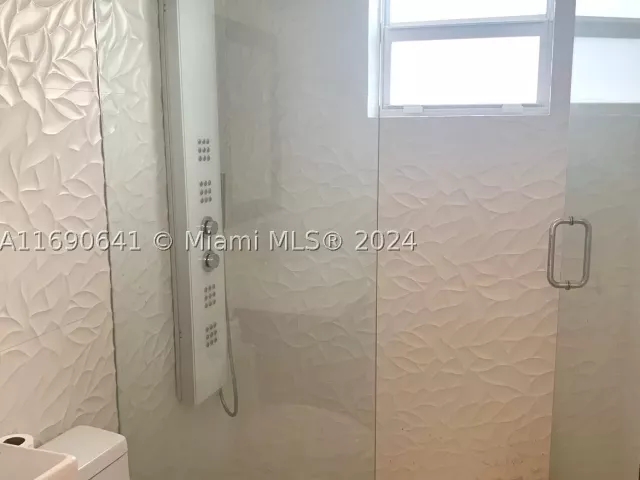 Продажа дома по адресу 310 191st Ter - фото 9339404