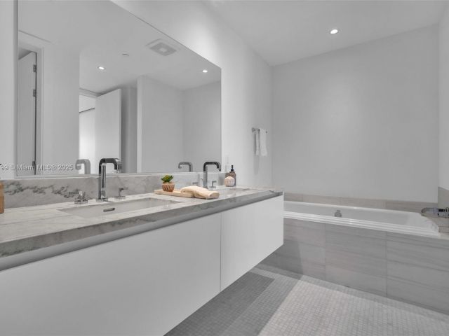 Продажа квартиры #1001 - фото 5666266