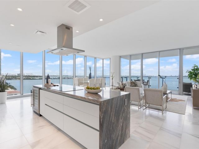 Продажа квартиры #1001 - фото 5666282