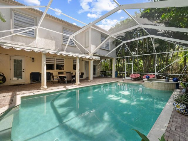 Продажа дома по адресу 3021 El Camino Real - фото 6760592