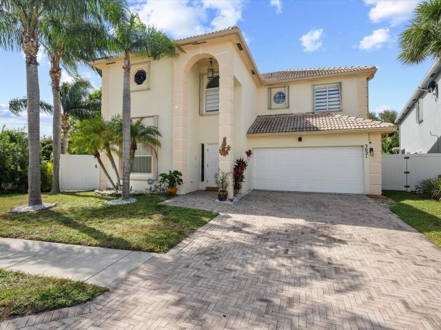 Продажа дома по адресу 3021 El Camino Real - фото 6760609