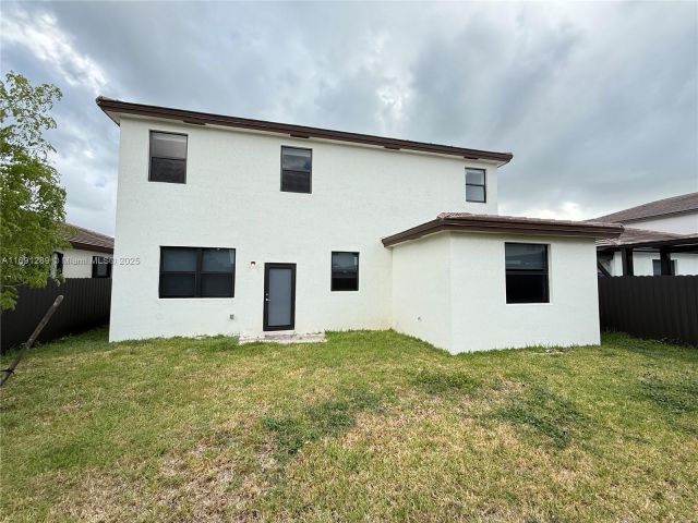 Продажа дома по адресу 12948 SW 229th St - фото 5884981