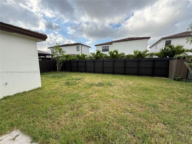 Продажа дома по адресу 12948 SW 229th St - фото 5884982