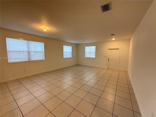 Продажа дома по адресу 12948 SW 229th St - фото 5884990