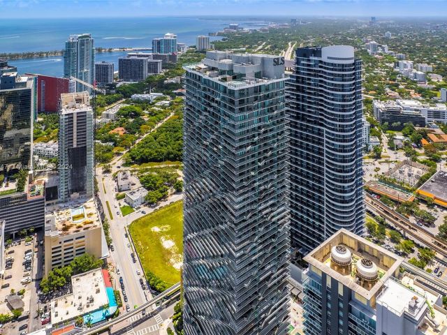 Продажа квартиры #3402 - фото 5621197