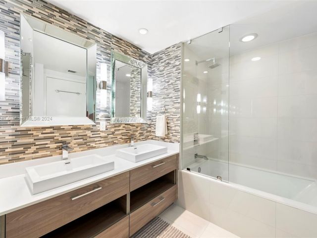 Продажа квартиры #3402 - фото 5621205