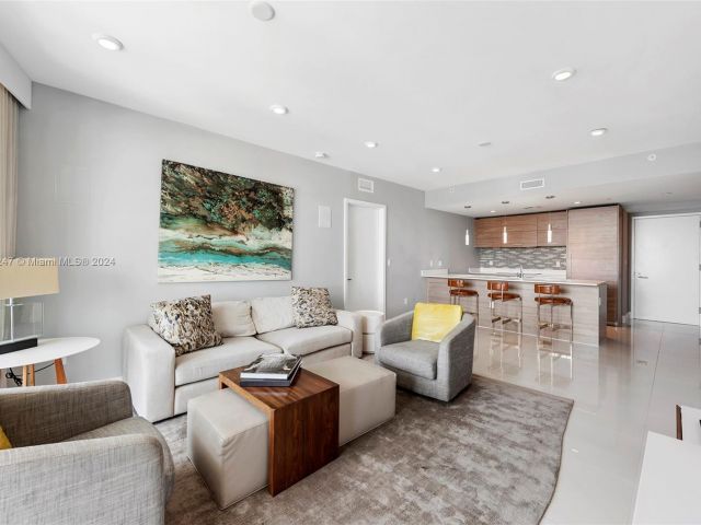 Продажа квартиры #3402 - фото 5621212