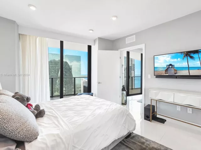 Продажа квартиры #3402 - фото 5621206