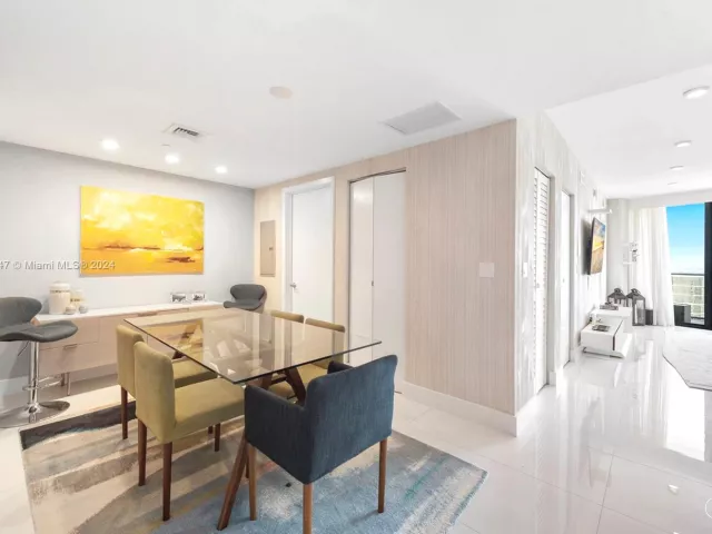 Продажа квартиры #3402 - фото 5621208