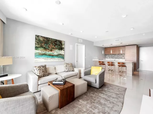 Продажа квартиры #3402 - фото 5621212