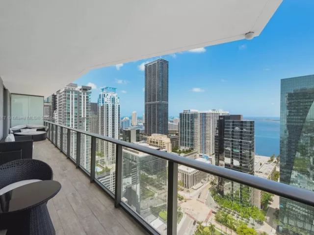 Продажа квартиры #3402 - фото 5621215