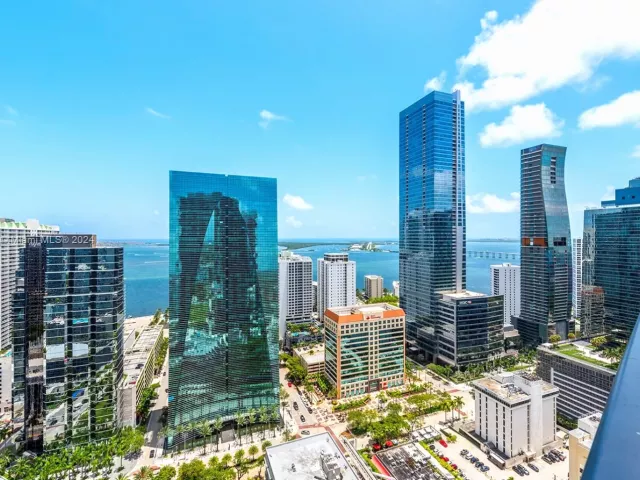 Продажа квартиры #3402 - фото 5621199