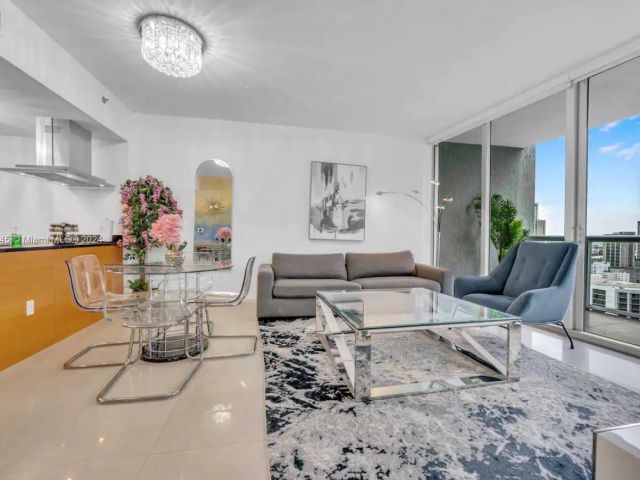 Продажа квартиры #3203 - фото 5616146