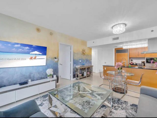 Продажа квартиры #3203 - фото 5616147