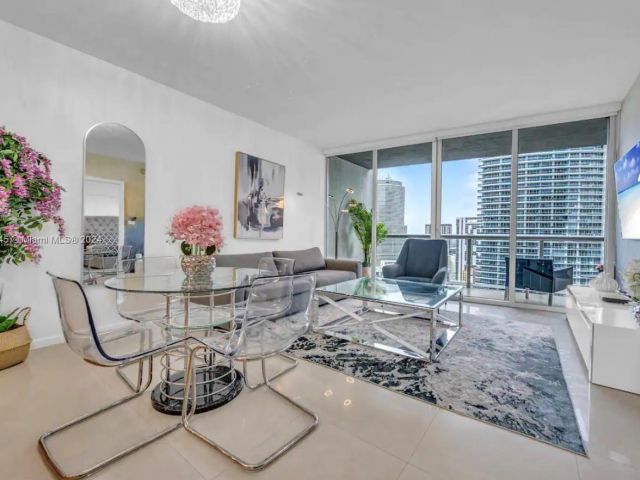 Продажа квартиры #3203 - фото 5616148