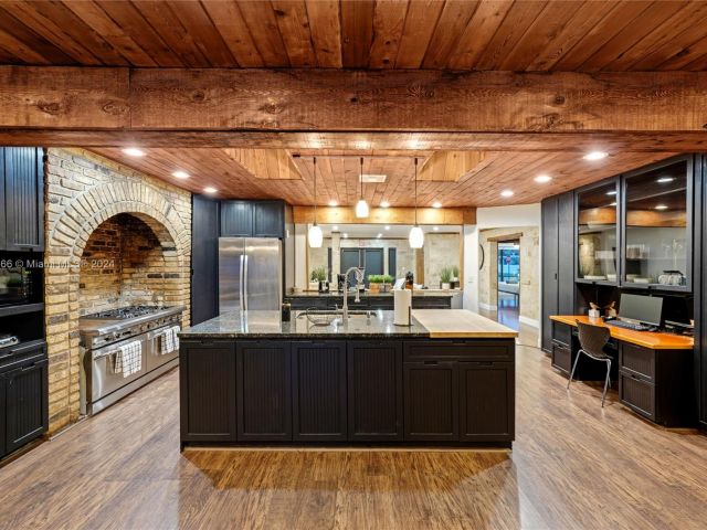 Продажа дома по адресу 5000 Grant St - фото 5530363