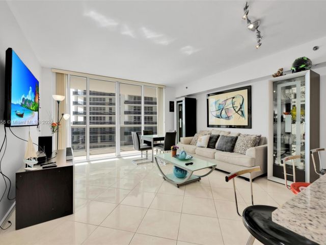 Квартира в аренду номер2505 - фото 6012527