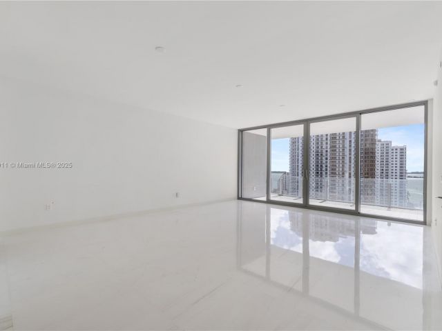 Продажа квартиры #2103 - фото 5775806