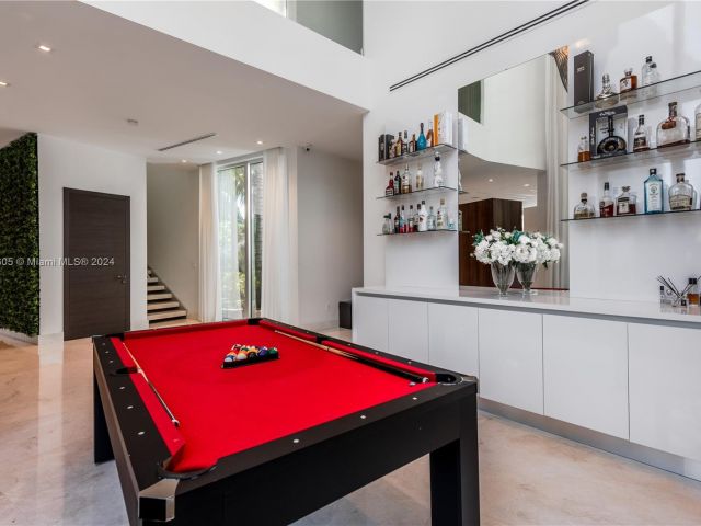 Продажа дома по адресу 400 Tamarind Dr - фото 5523342