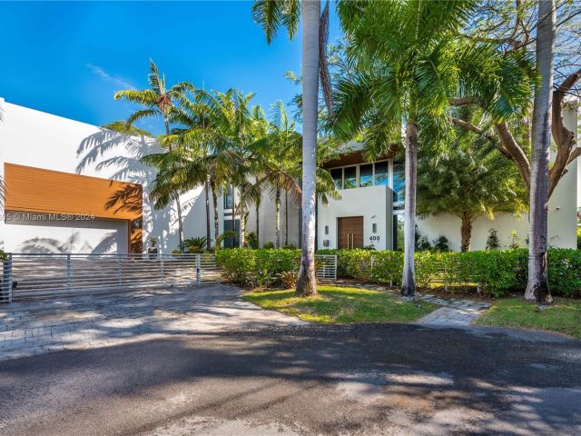 Продажа дома по адресу 400 Tamarind Dr - фото 5523361